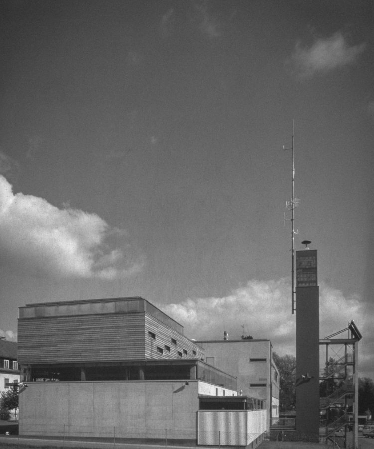 1999_01_D11